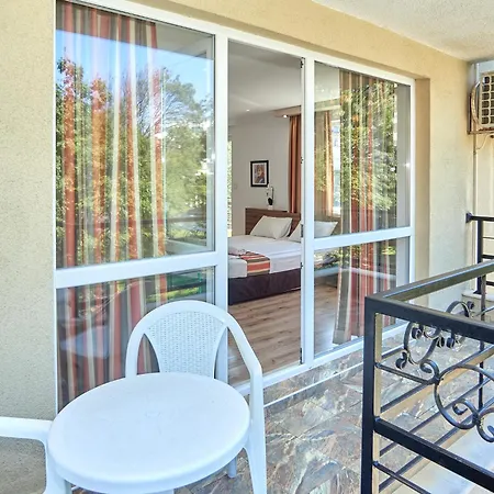 Apartment Relax Larrisa *