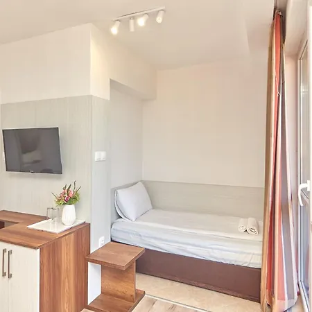 Relax Larrisa Apartment *