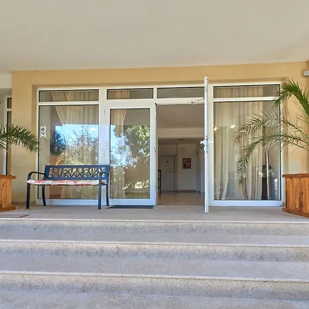 Apartment Relax Larrisa