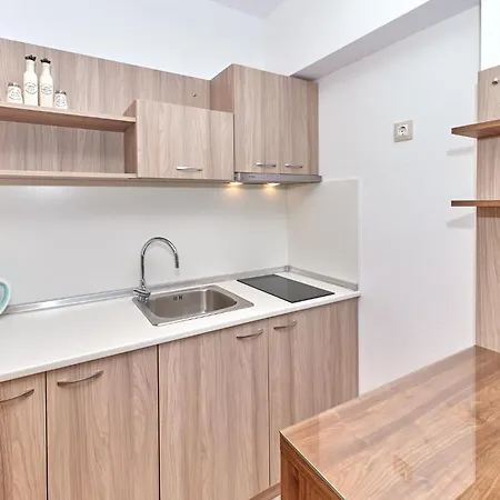 Relax Larrisa Apartment *