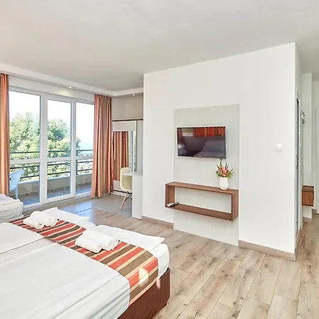 Apartament Relax Larrisa *