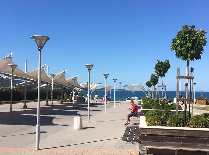 Apartment Relax Larrisa *